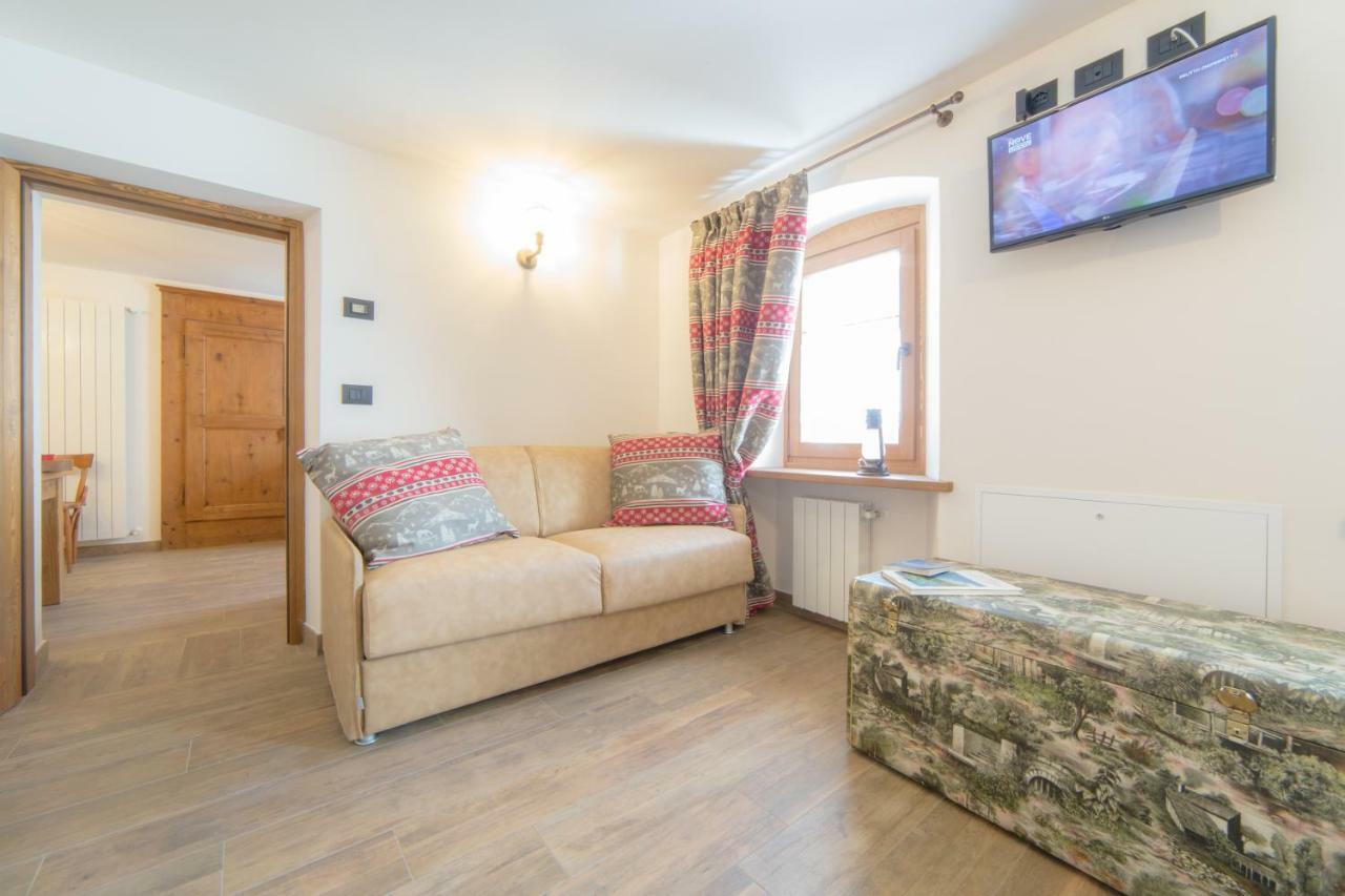 Maison Julie-Lungo La Via Francigena Etroubles Zewnętrze zdjęcie