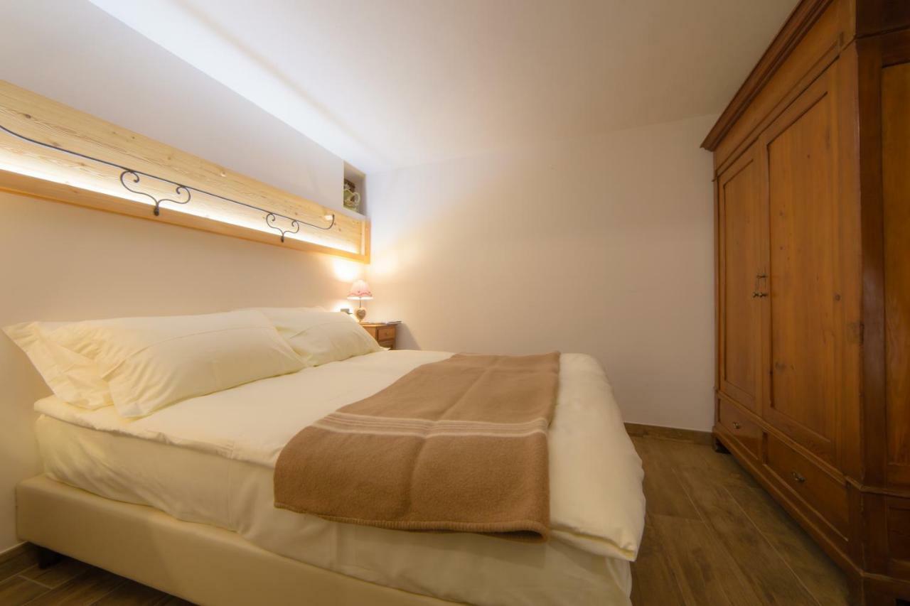 Maison Julie-Lungo La Via Francigena Etroubles Zewnętrze zdjęcie